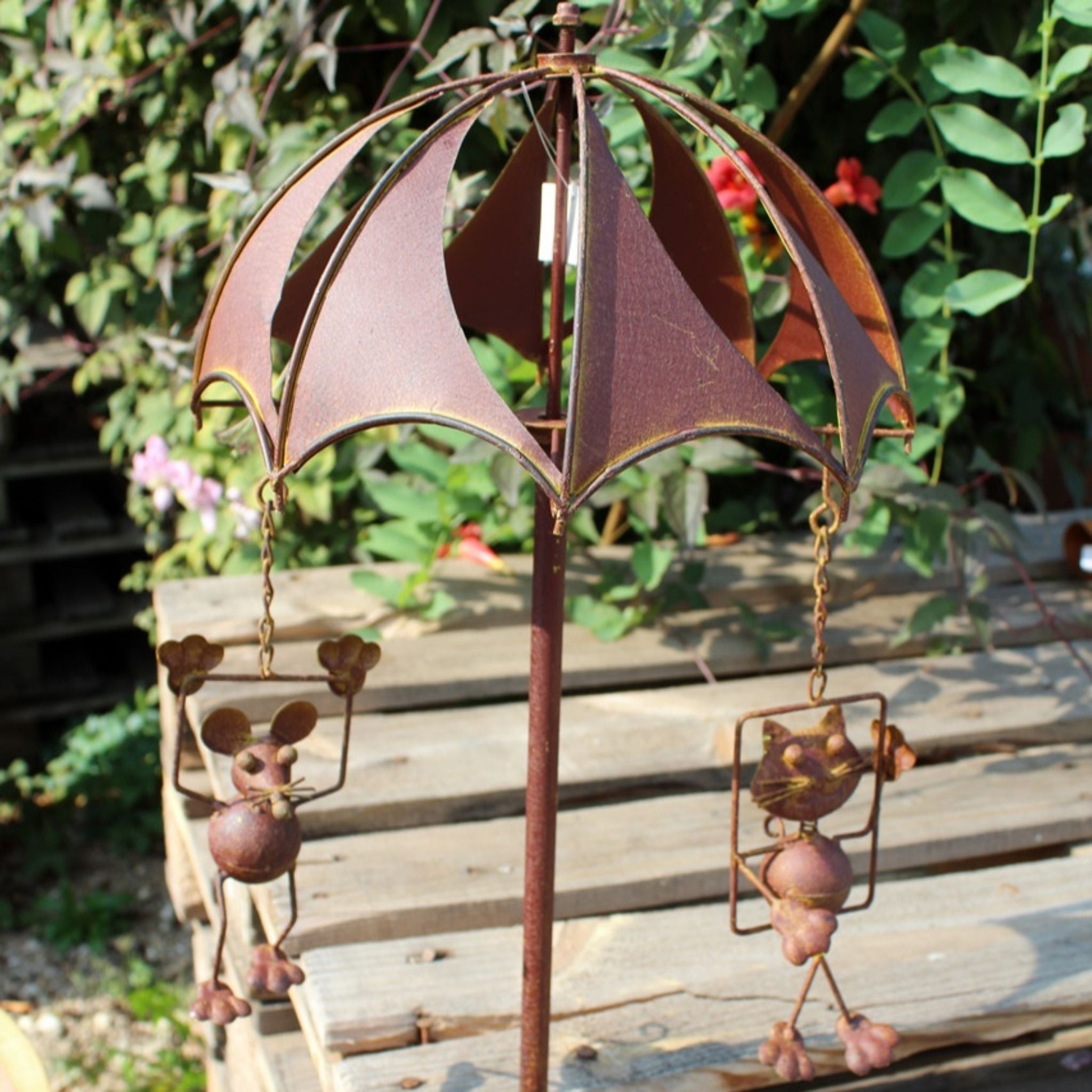 Rost Windspiel Katz' und Maus Gartendeko Gartenstecker