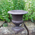Amphore Gusseisen klein Antikbraun Landhausstil H14cm