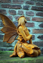 Gartenfigur Elfe knieend