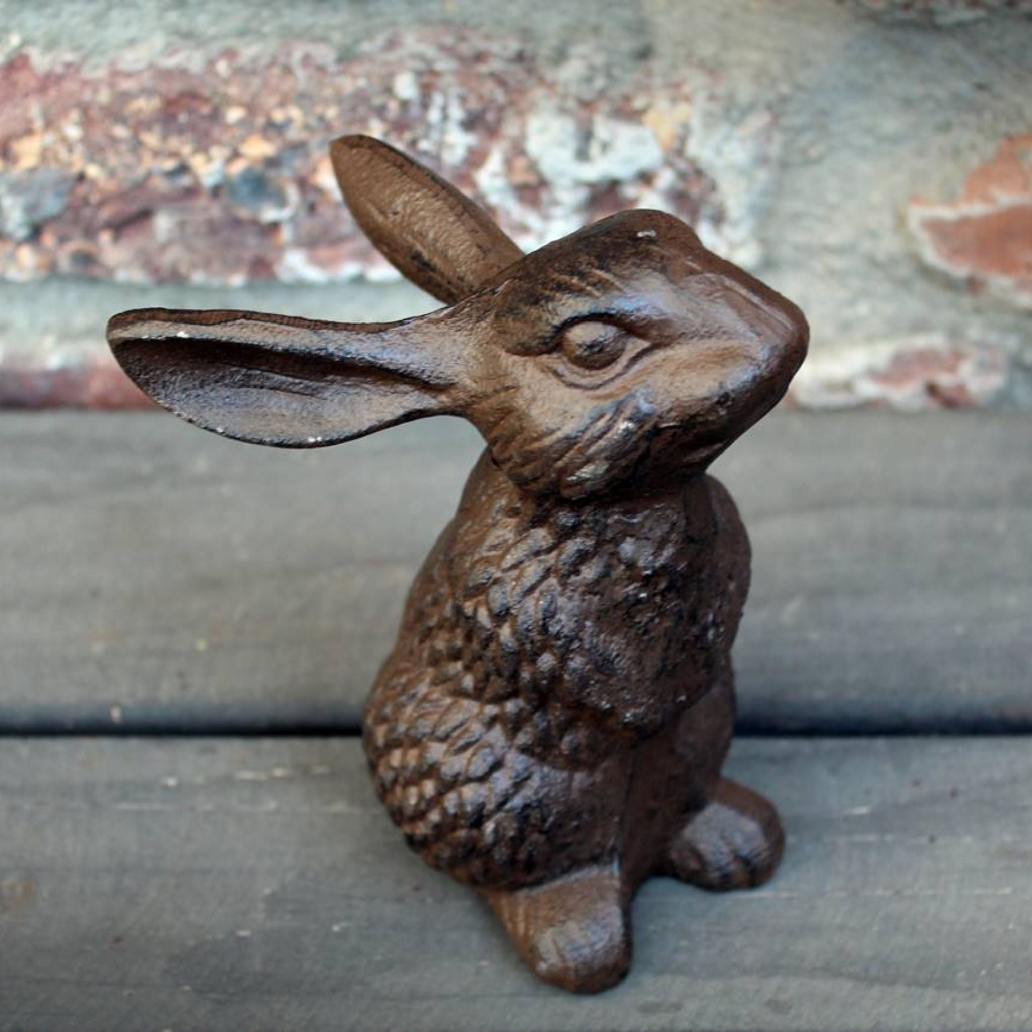 Gartenfigur Hase schauend Gusseisen