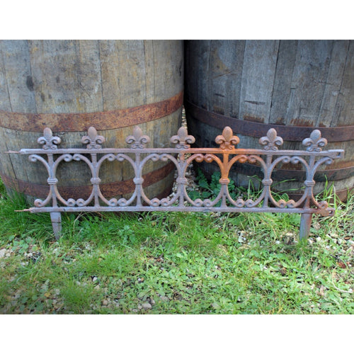 Antike Garten-Beetkante aus Gusseisen, rostoptik 82 cm