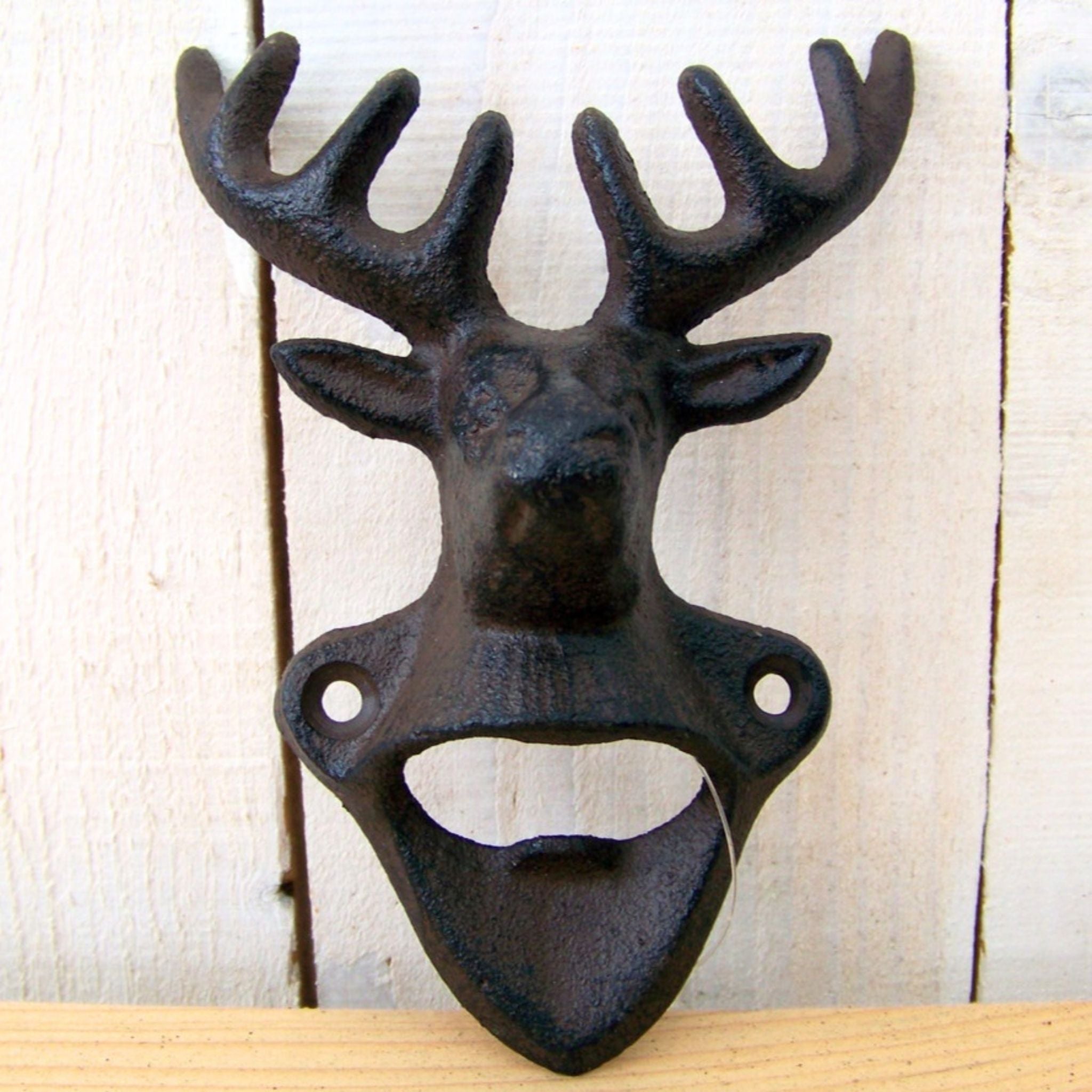 Wandflaschenöffner Hirsch Gusseisen Landhausstil