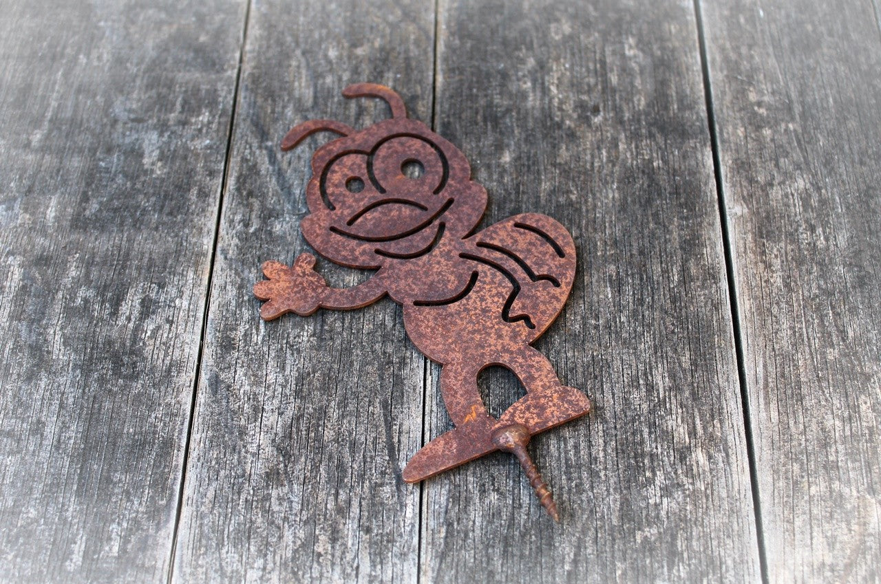 Gartenfigur Biene Edelrost