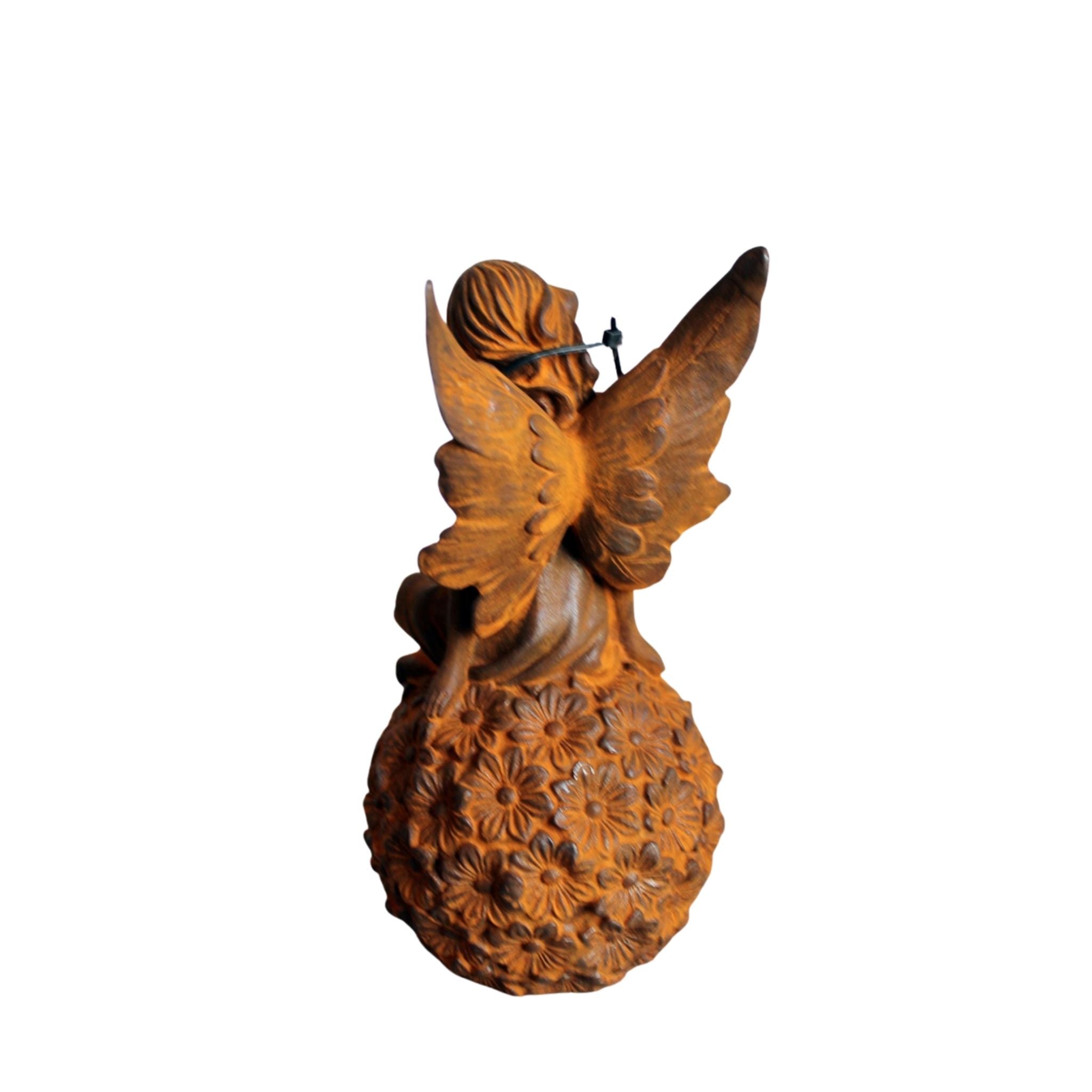 Gartenfigur Elfe auf Blütenkugel