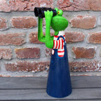 Gartenfigur Frosch mit Fernglas