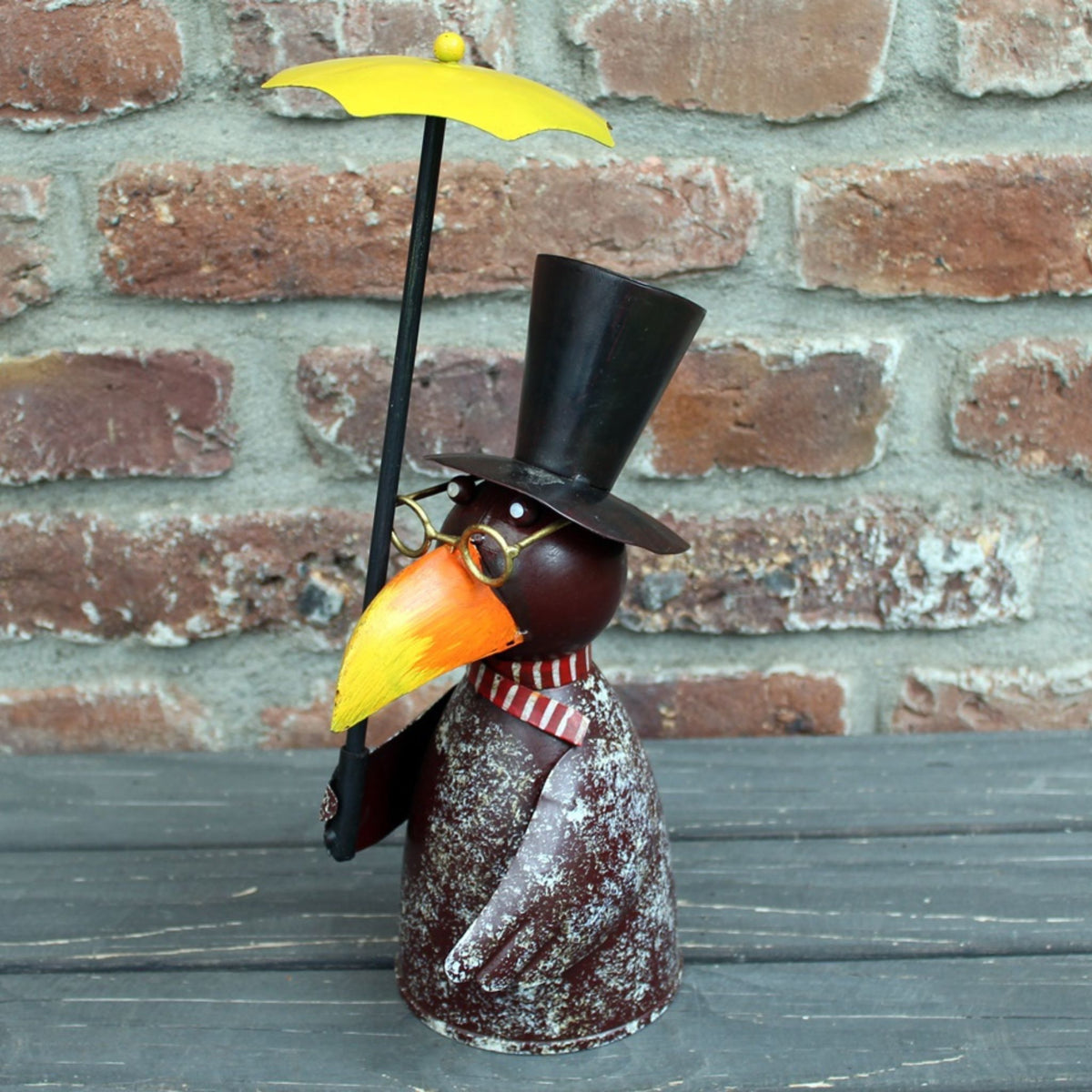 Zaunhocker Rabe mit Schirm Gartenfigur