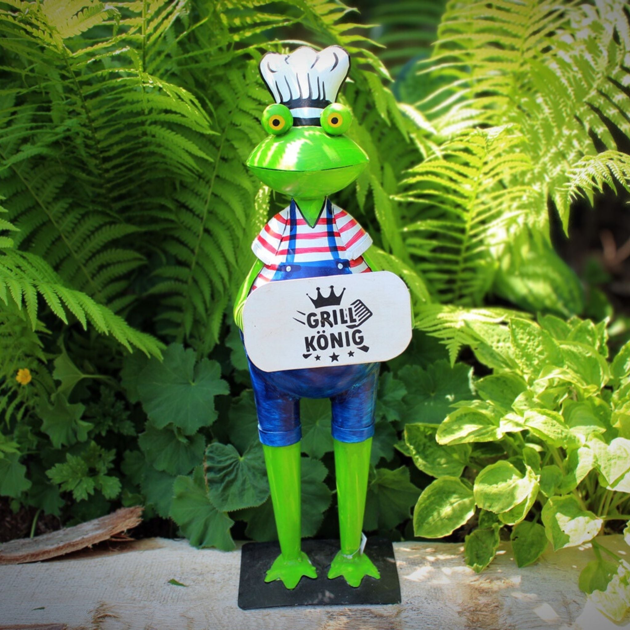 Gartenfigur Frosch Grillen