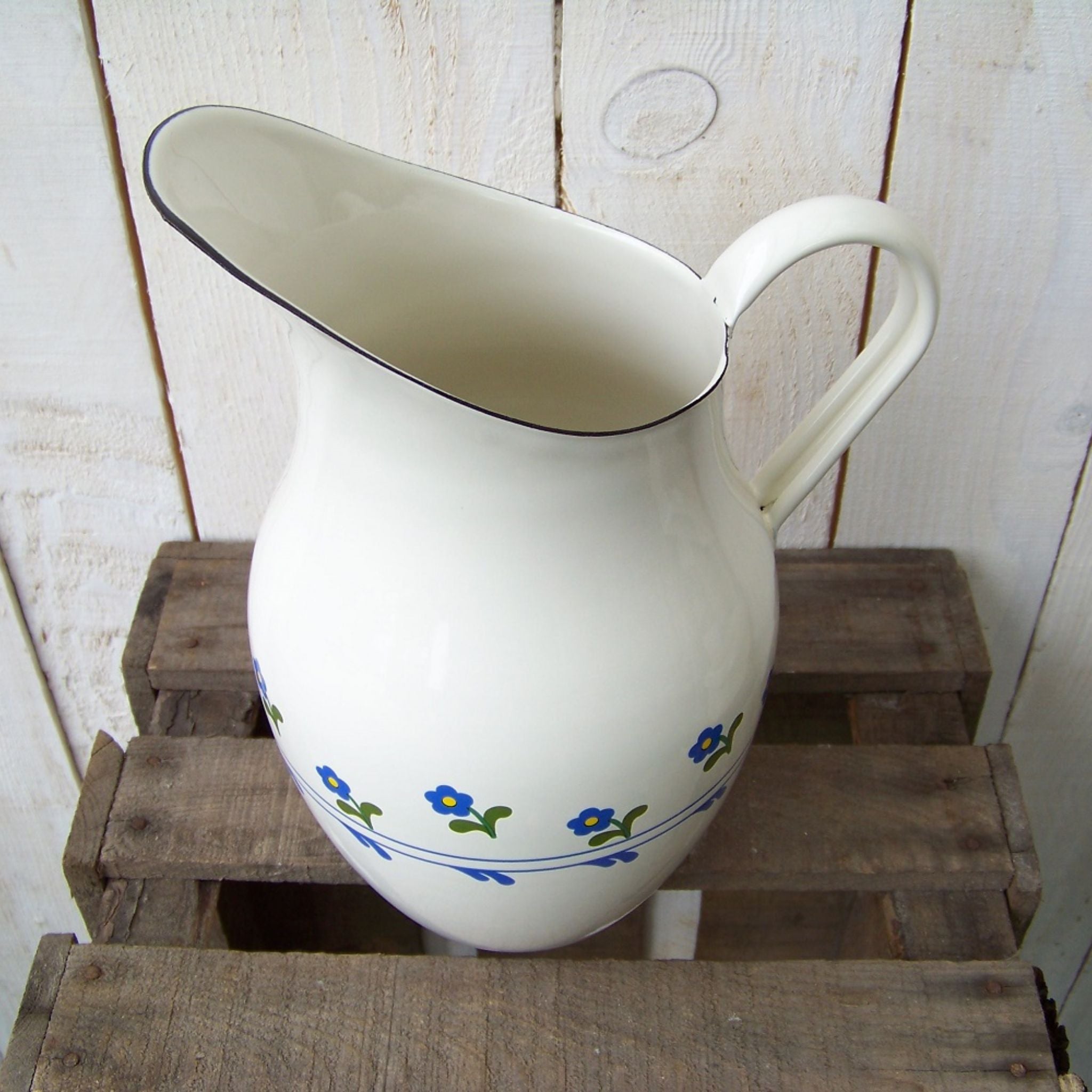 Emaille Krug mit Blumendekor 2,5 l im Landhaus-Look