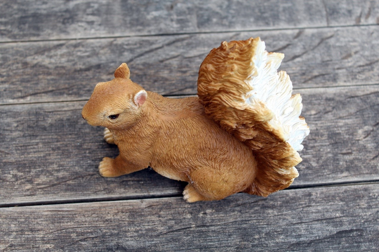 Dekofigur Eichhörnchen