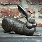 Gartenfigur Hase liegend Gusseisen Antikbraun 18 cm
