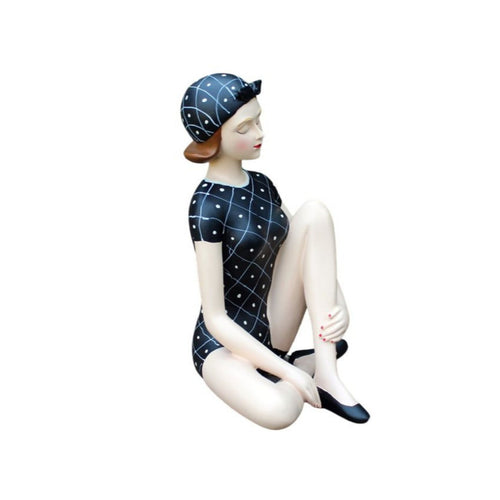 Badefrau Dekofigur sitzend Retro-Look Schwarz/Weiß 19 cm