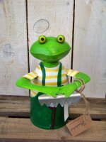 Zaunhocker Frosch mit Rechen