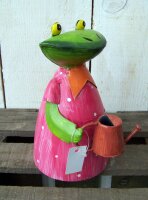 Zaunhocker Frau Frosch Gießkanne