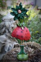 Gartenfigur Blumenfee Antikstil