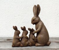 Dekofigur Hasenmama mit Kindern