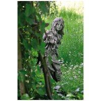 Gartenfigur Waldbewohnerin Brünhild