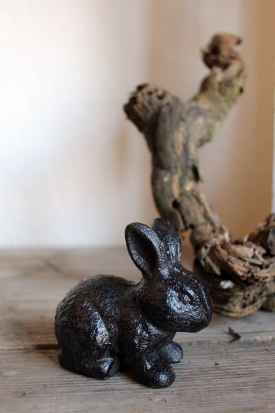 Gartenfigur Hase antikbraun