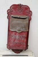 Vintage Briefkasten bordeaux
