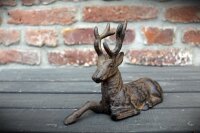 Hirsch Gusseisen liegend
